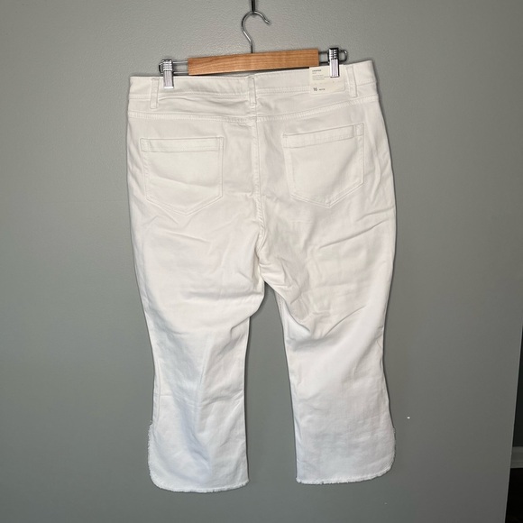 NWT J. Jill High Rise Cropped Split Hem Jeans - White - Picture 4 of 15